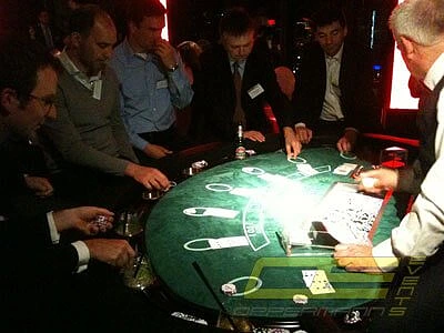 Pokertische mit Croupier mieten
