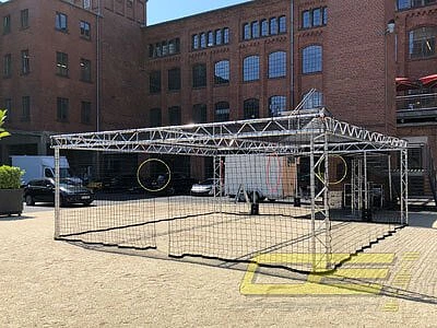 Drohnen Käfig XXL mieten für Messe, Events, Tagungen, Kongresse, Teambuilding, Firmenfeiern