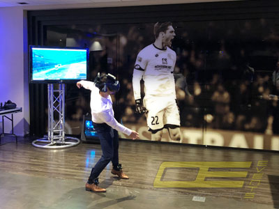 VR Fussball Simulator mieten - Werde zum Fussball Torwart oder Feldspieler in der Virtual Reality